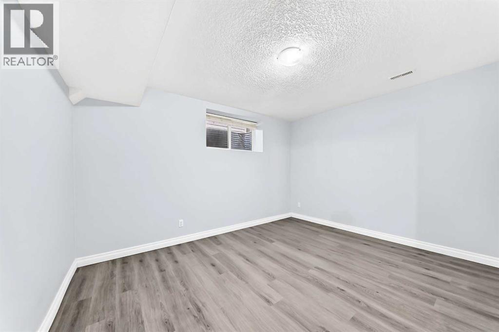 336 Saddlemont Boulevard NE - 36