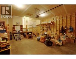 164 Sunterra Heights - photo 35