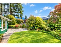 3692 Sunnycrest Drive, North Vancouver, BC V7R3C6 Photo 19