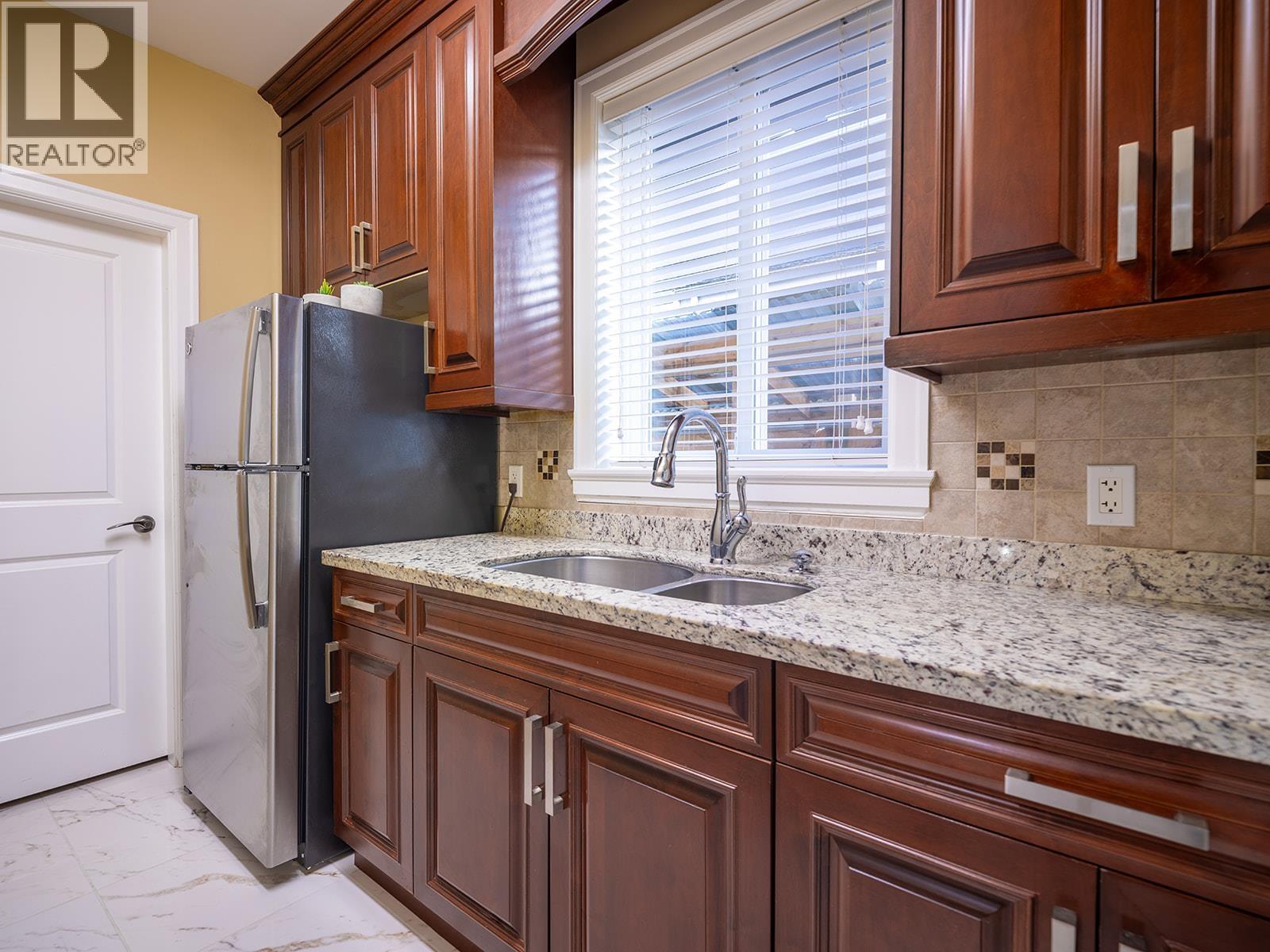 1016 CONDOR PLACE, Squamish