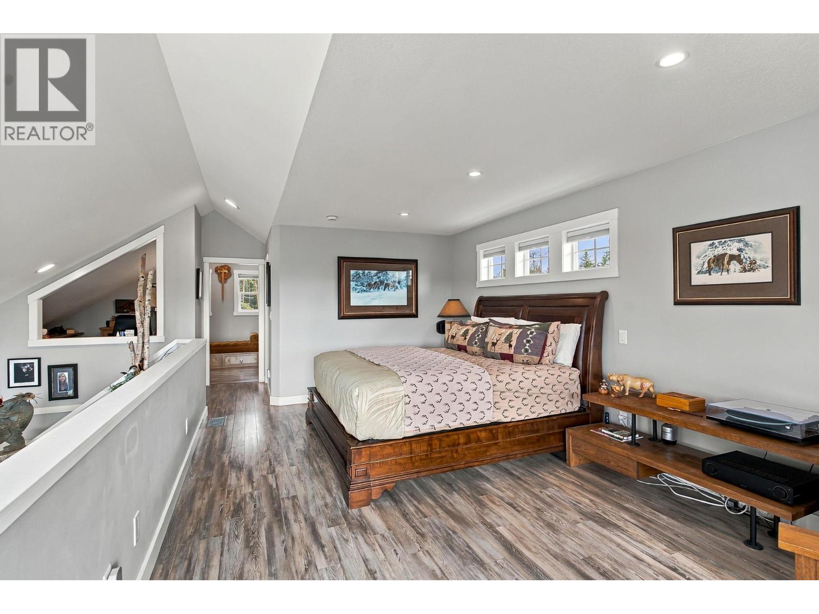 6976 Terazona Drive, Kelowna
