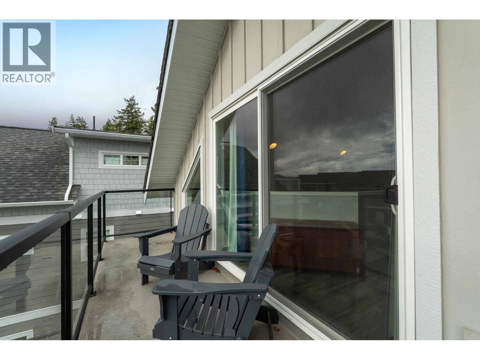6976 Terazona Drive, Kelowna