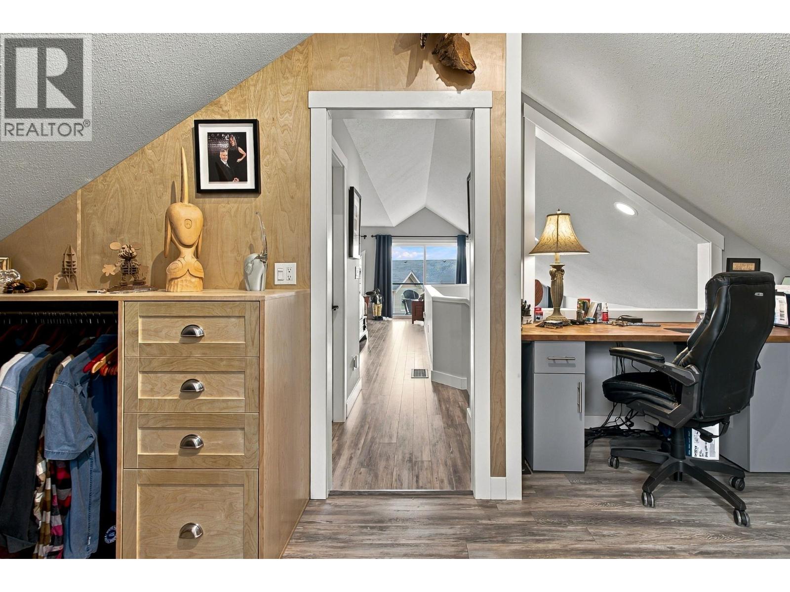6976 Terazona Drive, Kelowna