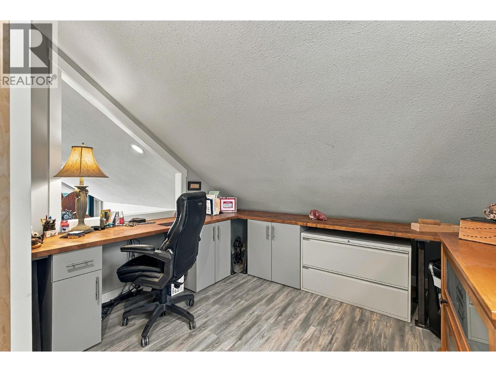 6976 Terazona Drive, Kelowna