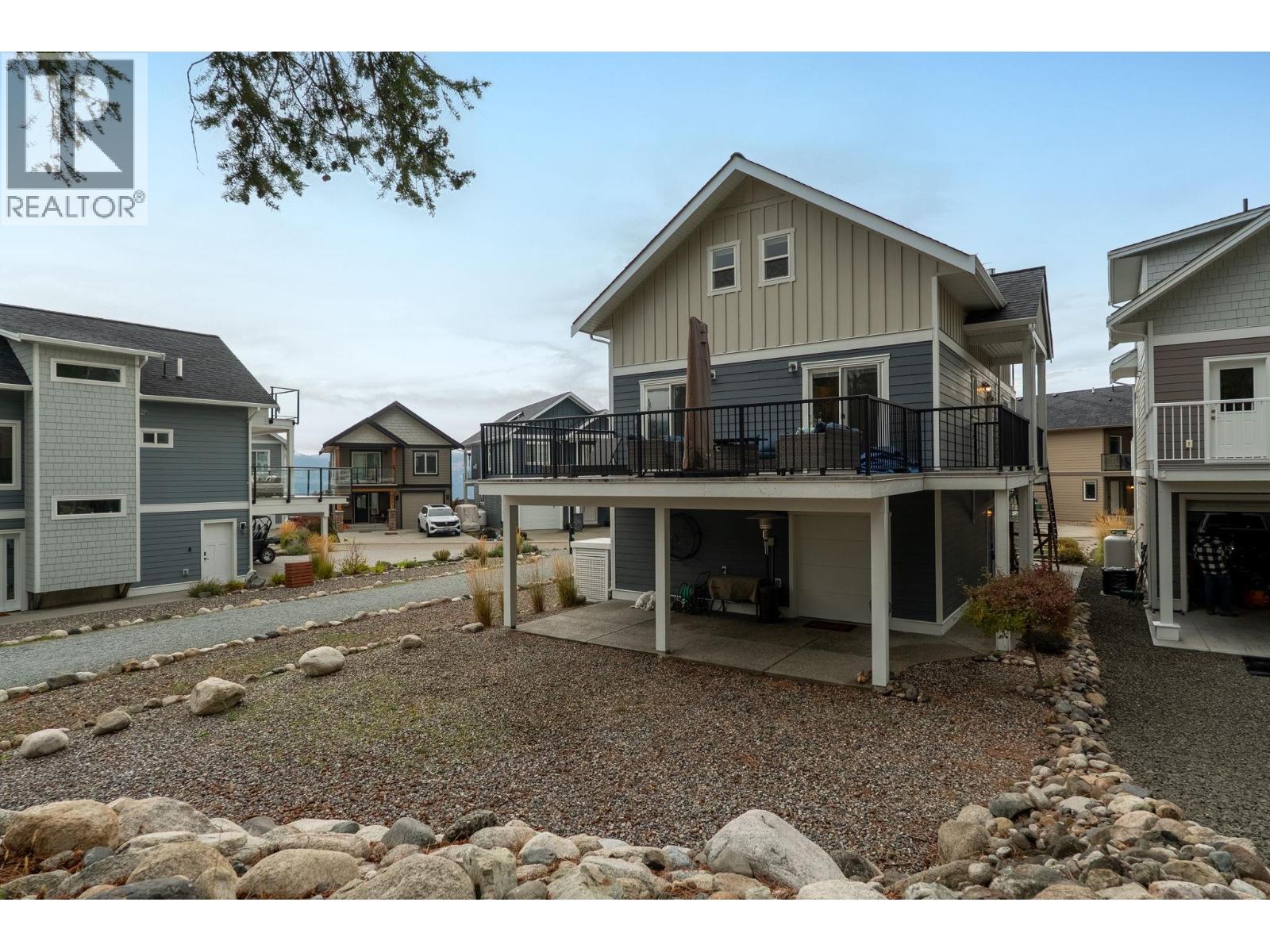 6976 Terazona Drive, Kelowna