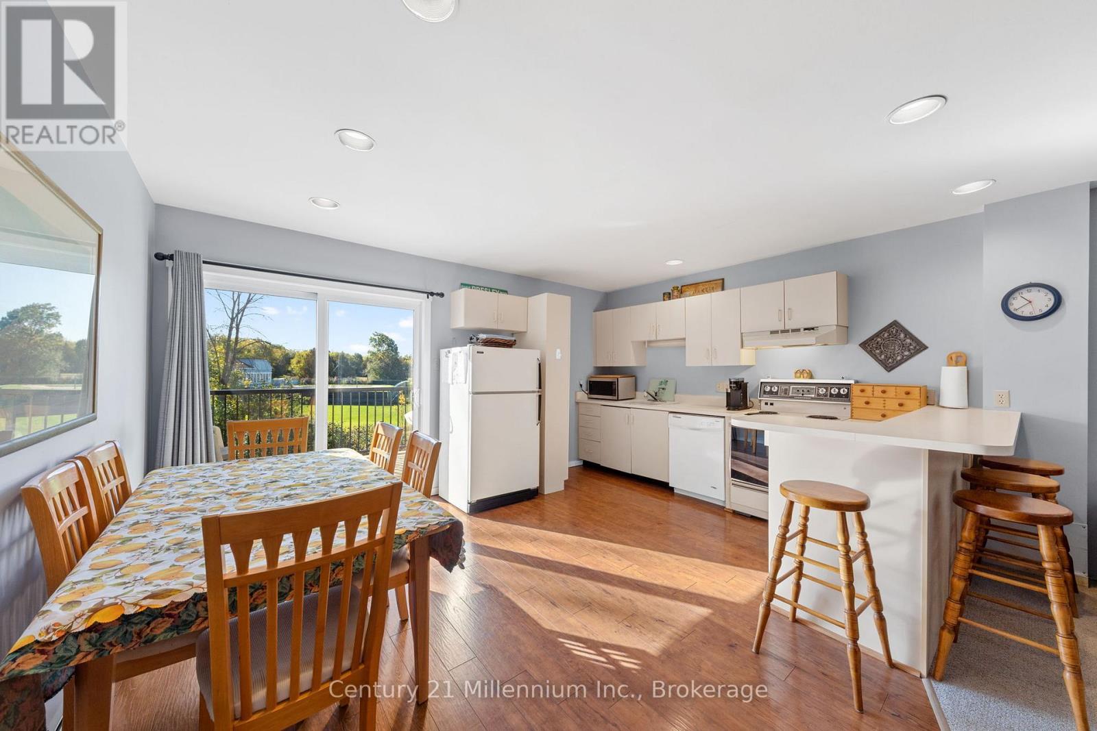 #7 467 OXBOW CRESCENT - Image 11