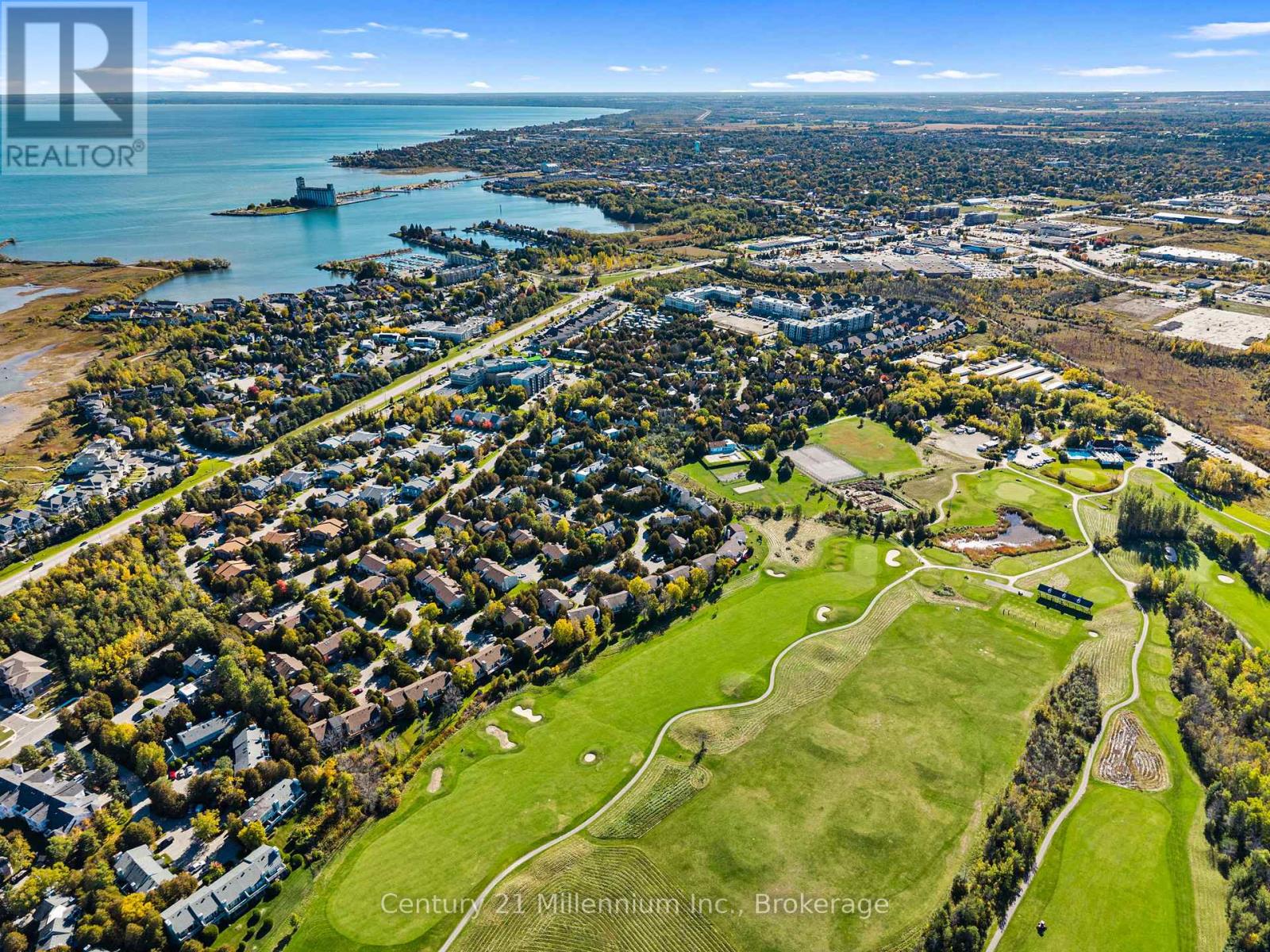#7 467 OXBOW CRESCENT - Image 32