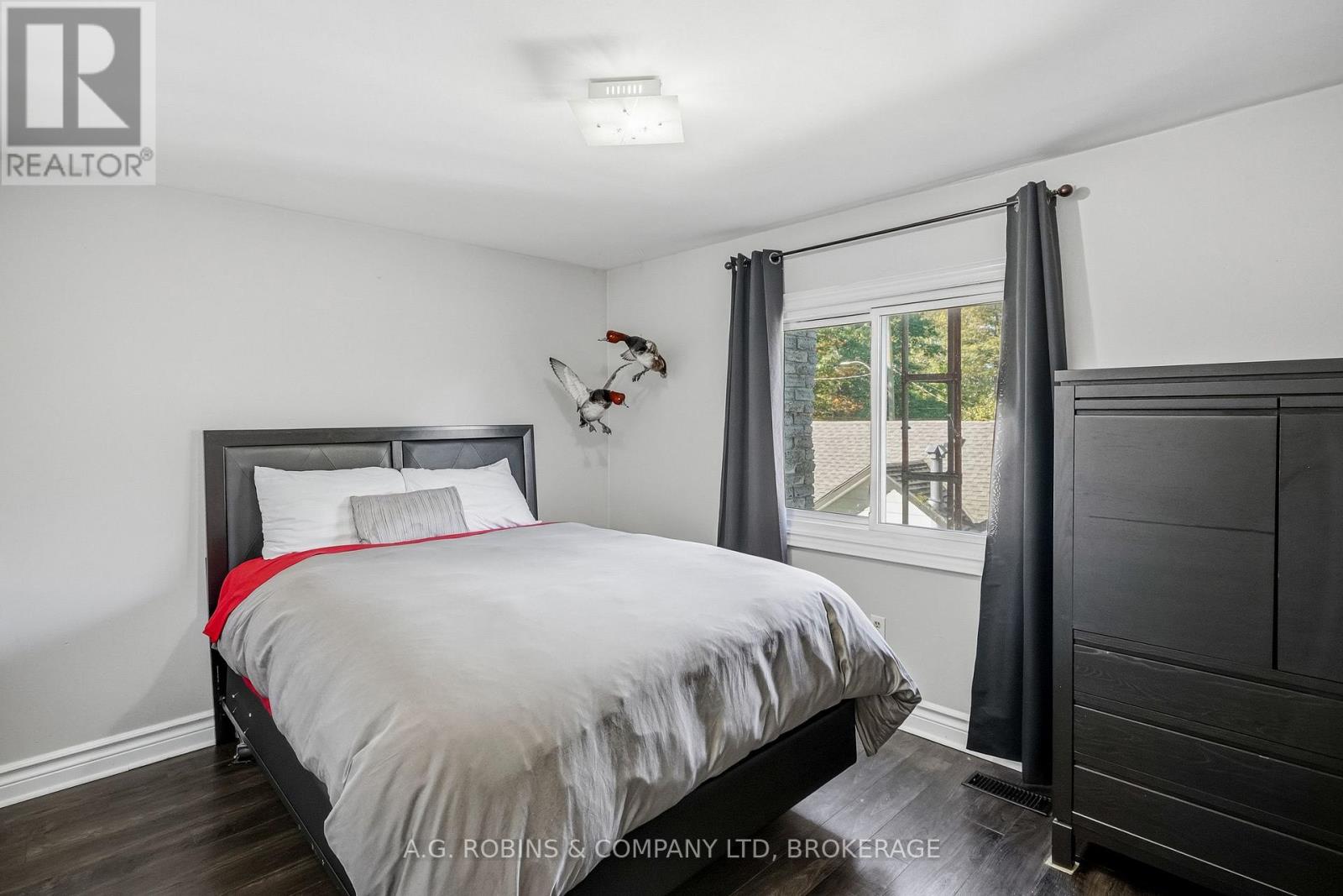 10448 LAKESHORE ROAD - Image 27