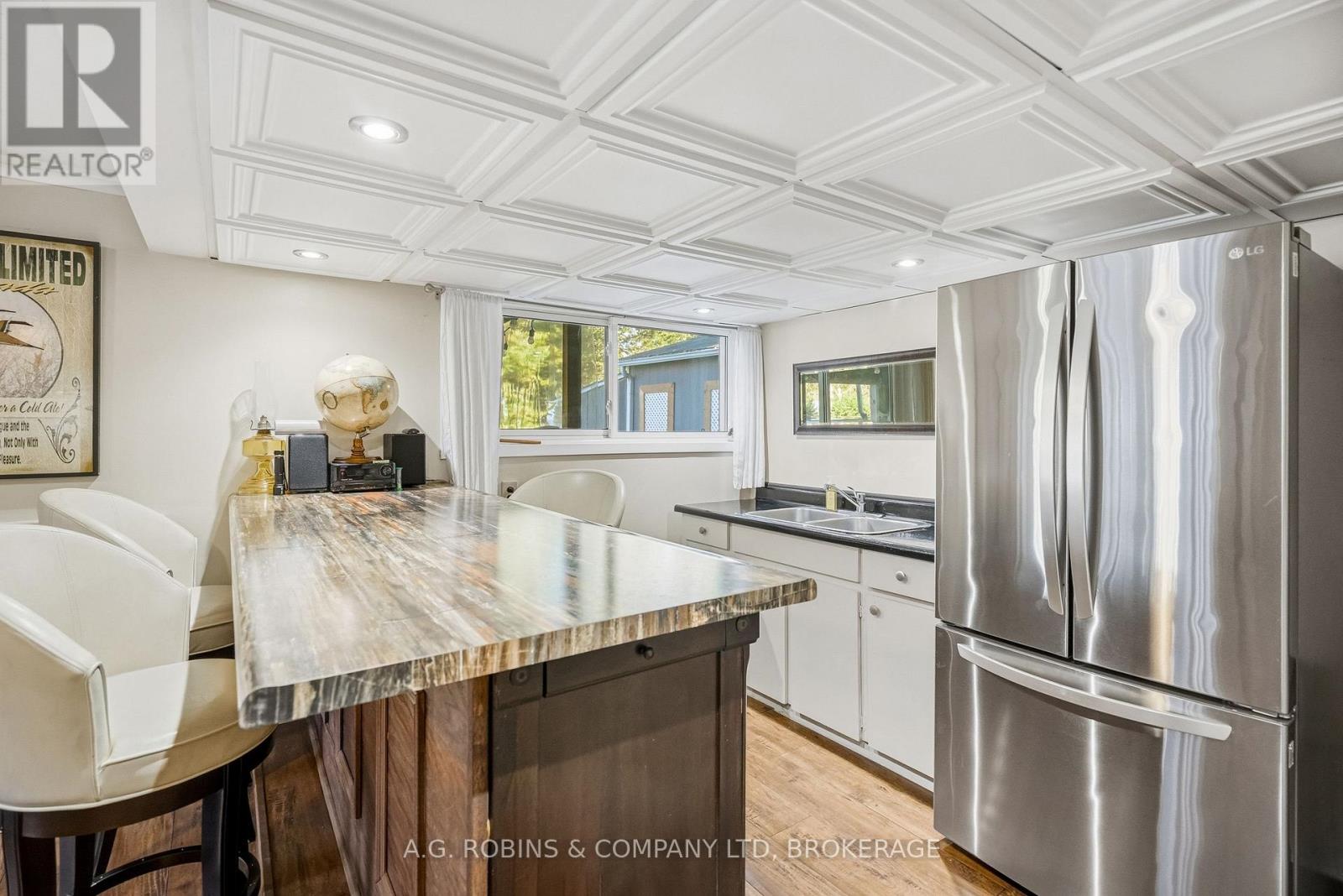 10448 LAKESHORE ROAD - Image 35