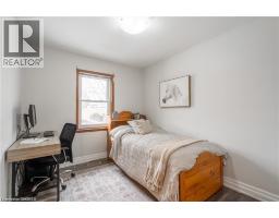 22 Fernwood Crescent, Hamilton, ON L8T3L1 Photo 14