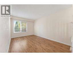 2pc Bathroom - 1276 Silvan Forest Drive Unit# 29, Burlington, ON L7M4V8 Photo 7