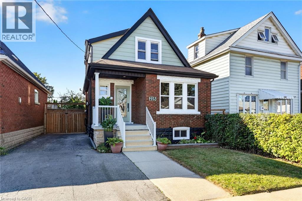 215 PALING Avenue, Hamilton — photo 3