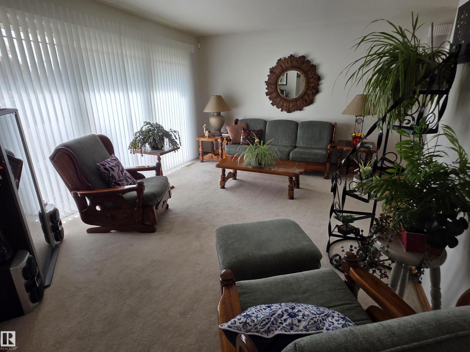5308 48 ST - Image 3