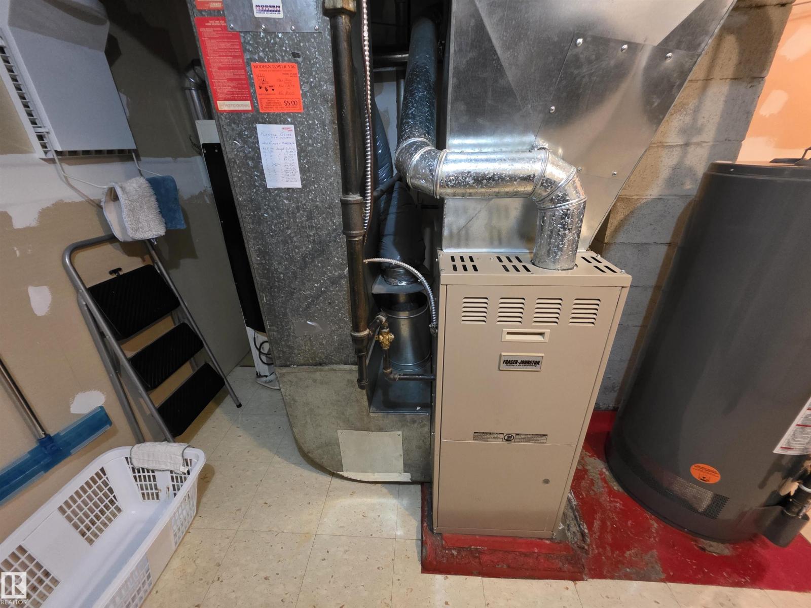 5308 48 ST - Image 30