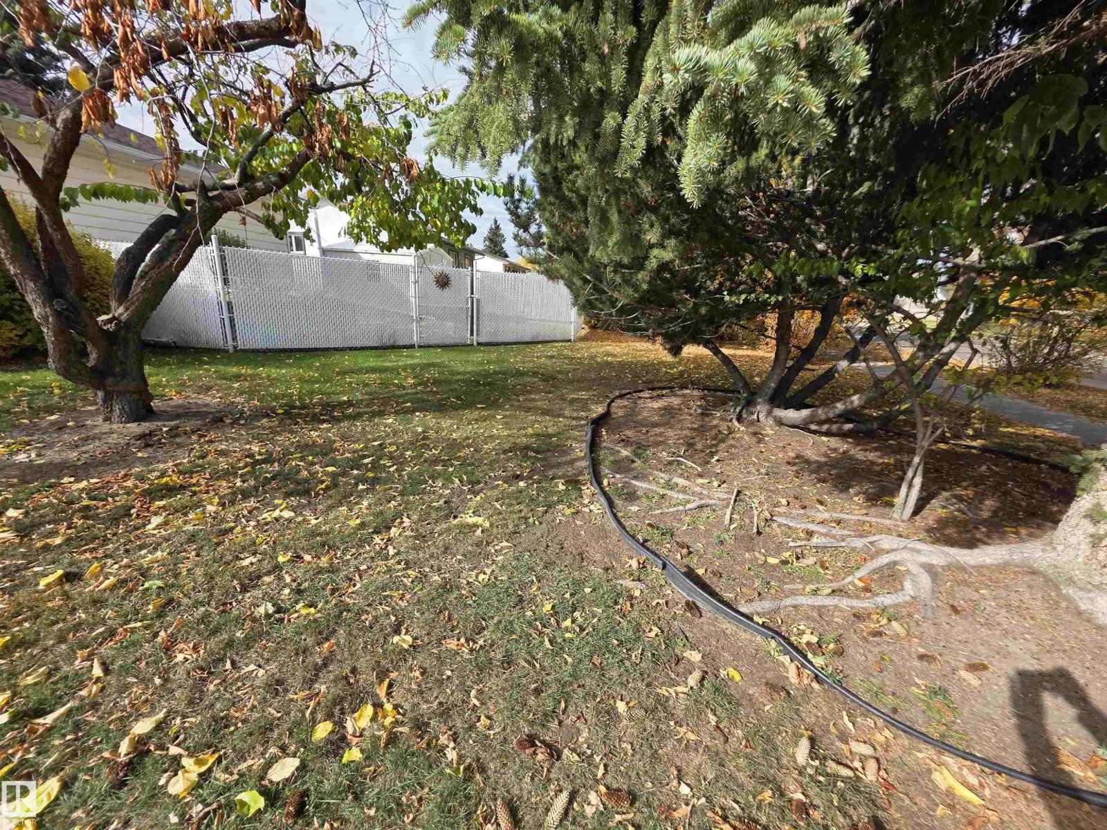 5308 48 ST - 39