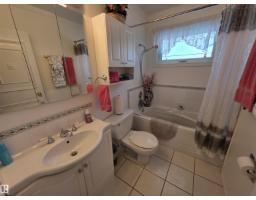 5308 48 St, Drayton Valley, AB T7A1C2 Photo 10