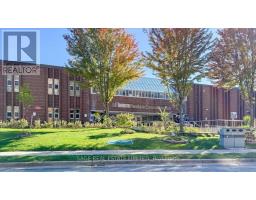 40 Panorama Court, Toronto, ON M9V4M1 Photo 37