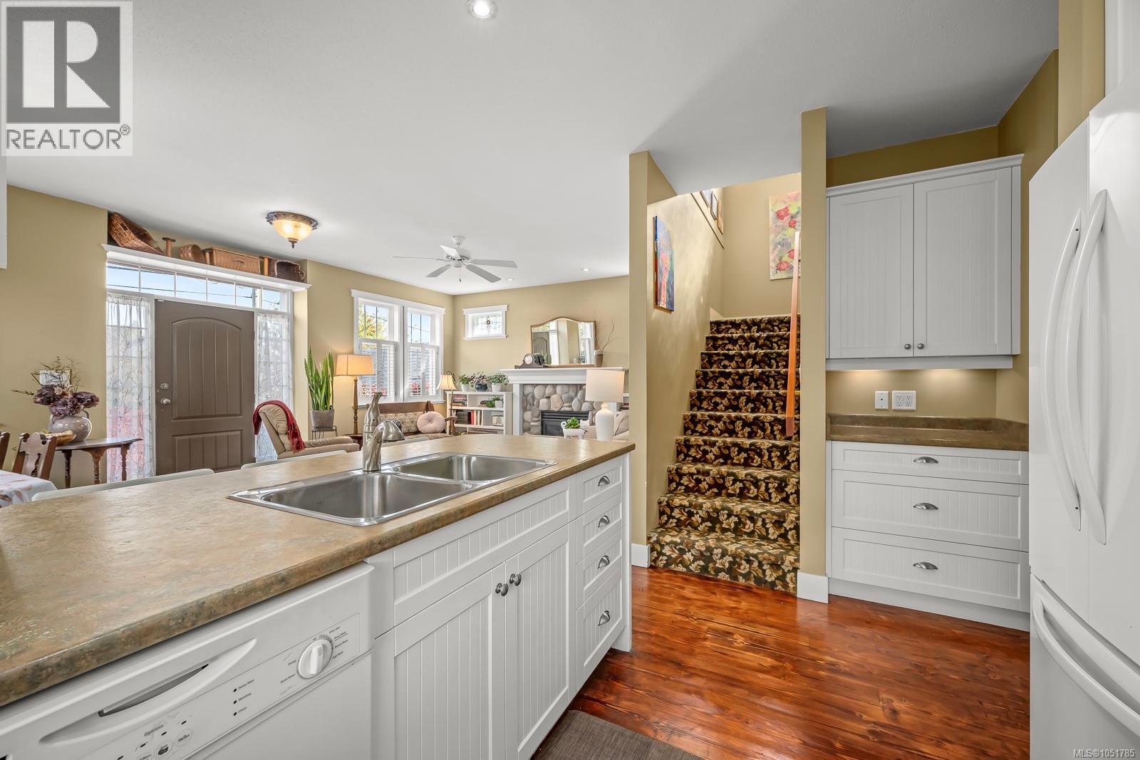 2360 Galerno Rd - 17