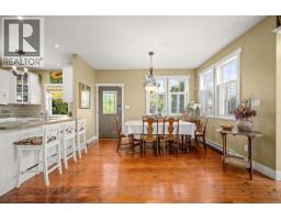 2360 Galerno Rd, Campbell River, BC V9W8A5 Photo 14