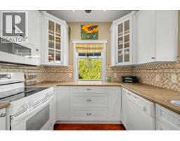 2360 Galerno Rd, Campbell River, BC V9W8A5 Photo 18
