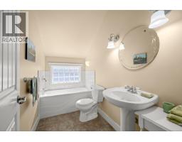 2360 Galerno Rd, Campbell River, BC V9W8A5 Photo 38