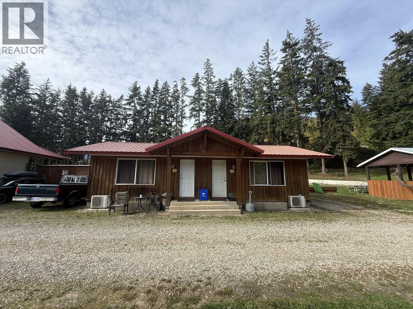  6871 Trans Canada Highway Northwest, Salmon Arm