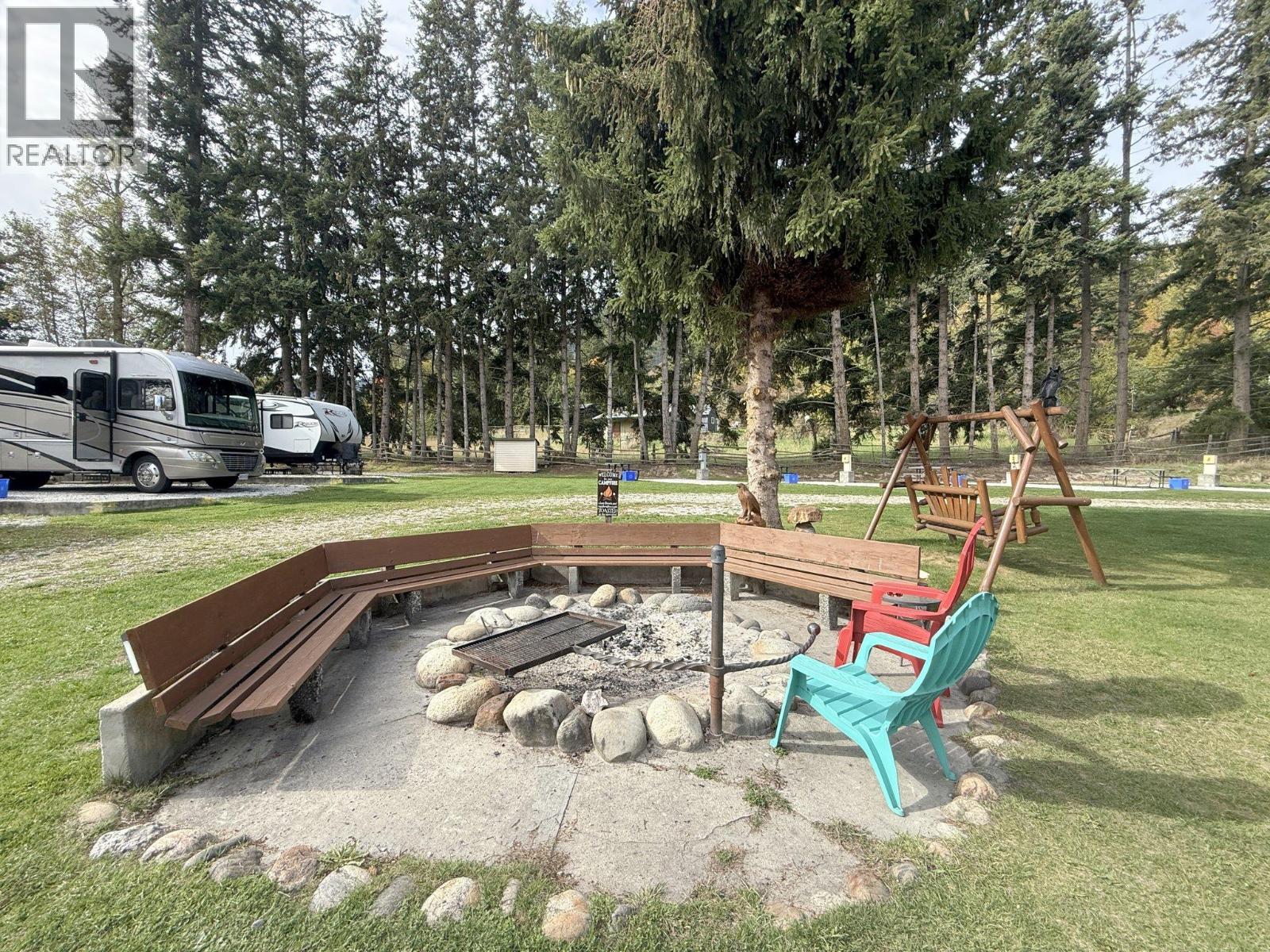  6871 Trans Canada Highway Northwest, Salmon Arm