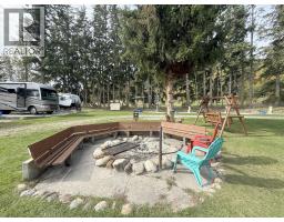 6871 Trans Canada Highway Nw, Salmon Arm, BC V1E3A2 Photo 39