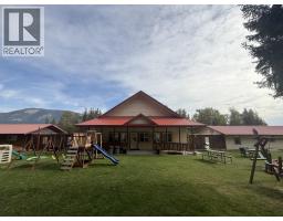 6871 Trans Canada Highway Nw, Salmon Arm, BC V1E3A2 Photo 21