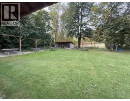 6871 Trans Canada Highway Nw, Salmon Arm, BC V1E3A2 Photo 37