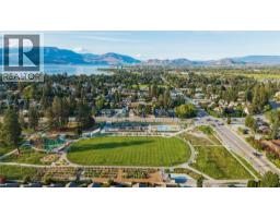 922 Paret Crescent, Kelowna, BC V1W4X8 Photo 45
