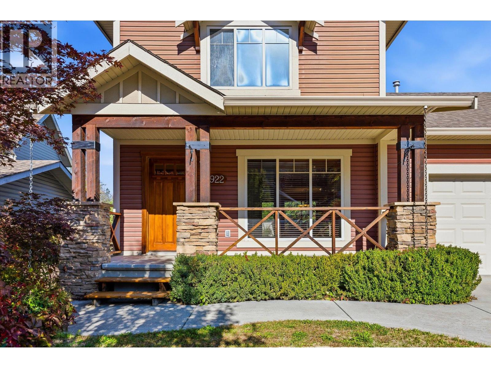  922 Paret Crescent, Kelowna