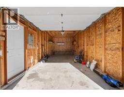 922 Paret Crescent, Kelowna, BC V1W4X8 Photo 36