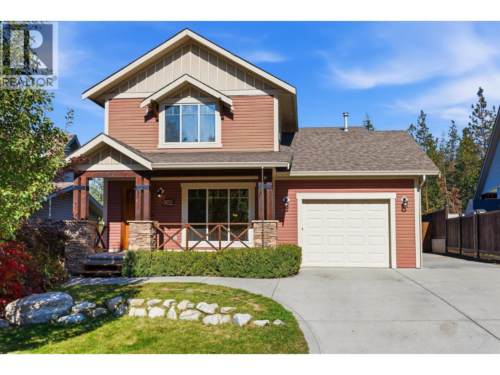  922 Paret Crescent, Kelowna