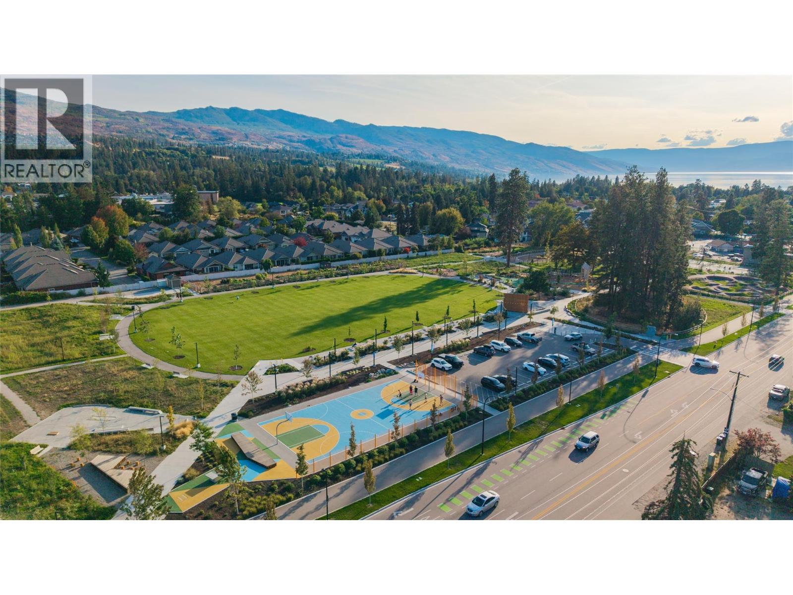  922 Paret Crescent, Kelowna