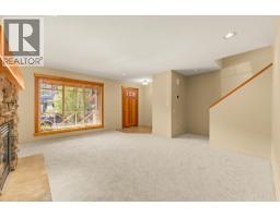 922 Paret Crescent, Kelowna, BC V1W4X8 Photo 18