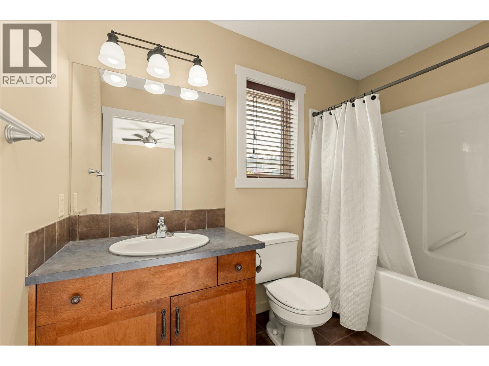 922 Paret Crescent - 22