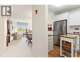 #, 3308 Sienna Park Green SW - photo 5