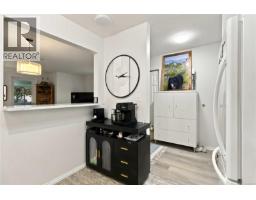 105 290 Island Hwy, View Royal, BC V9B1G5 Photo 16