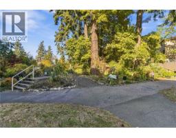 105 290 Island Hwy, View Royal, BC V9B1G5 Photo 35