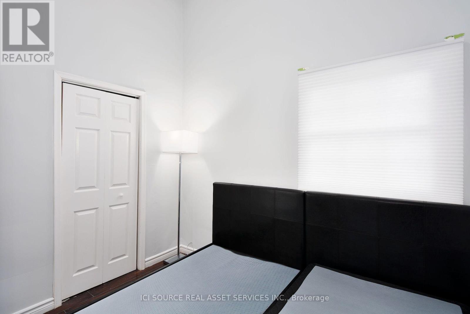 1010 Kipps Lane, London East, ON photo 20