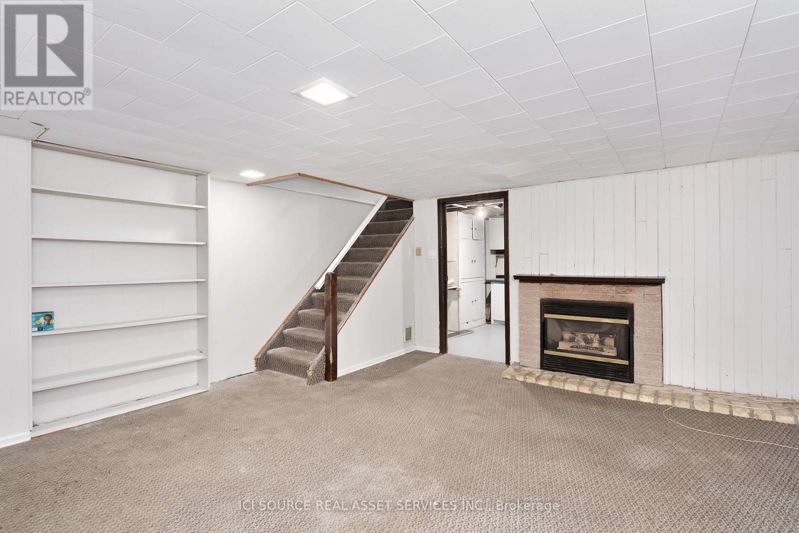 1010 KIPPS LANE - 21