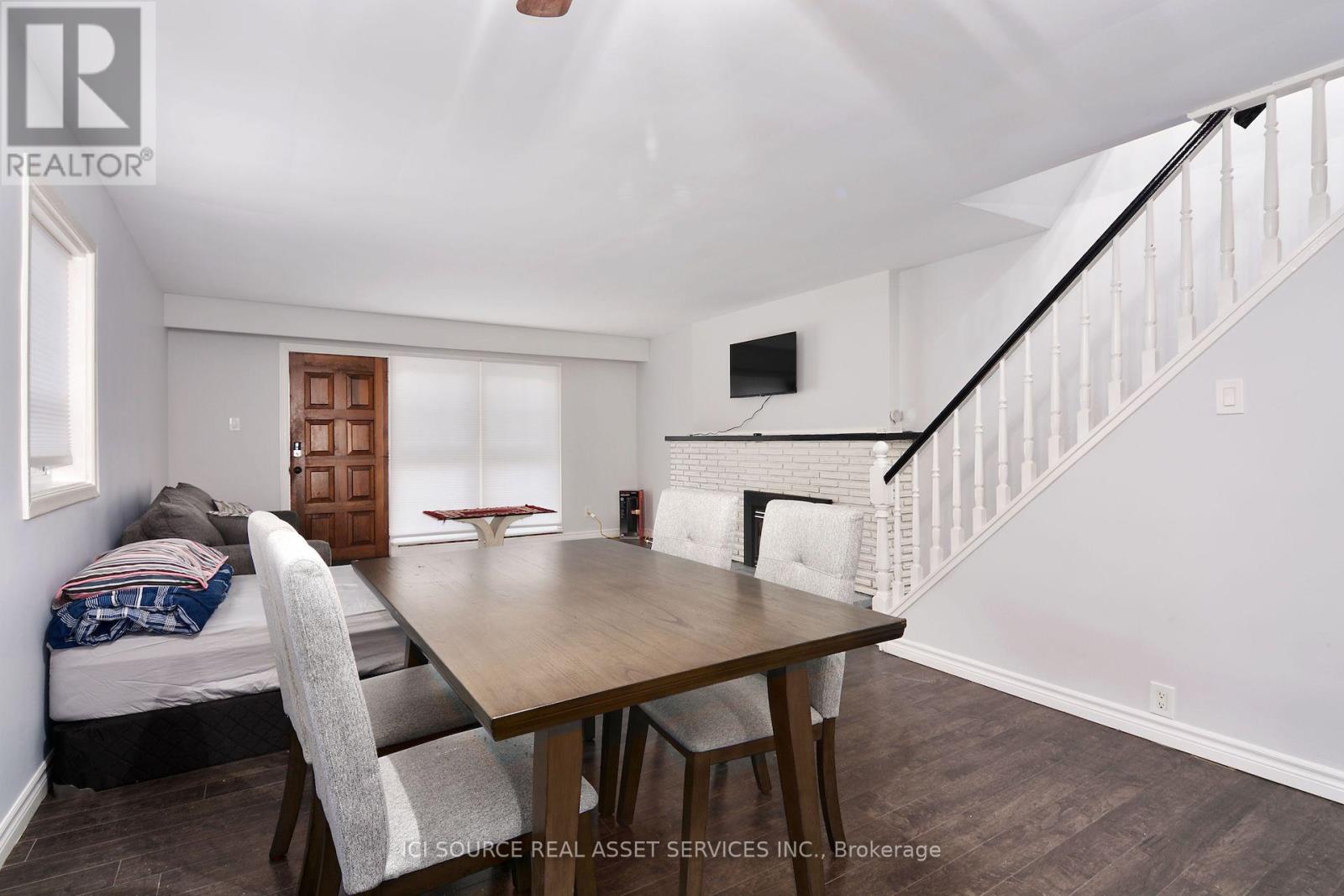 1010 Kipps Lane, London East, ON photo 5