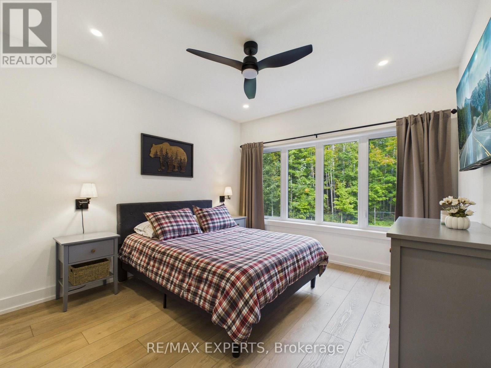 1072 Xavier Street, Gravenhurst, ON photo 21