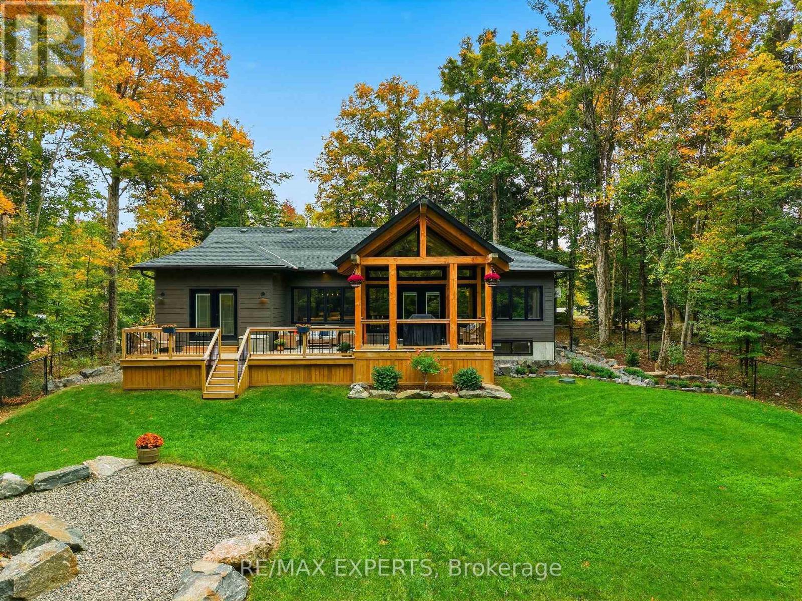 1072 Xavier Street, Gravenhurst, ON photo 40
