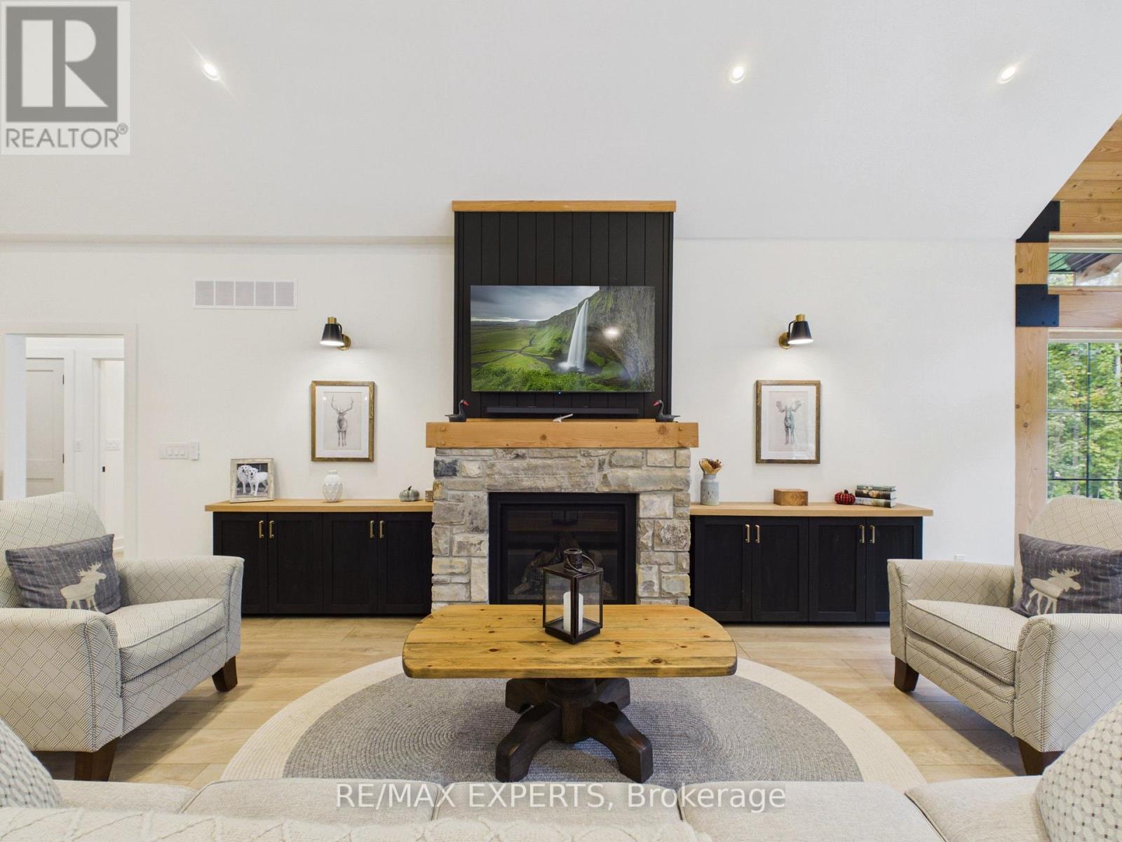 1072 Xavier Street, Gravenhurst, ON photo 8