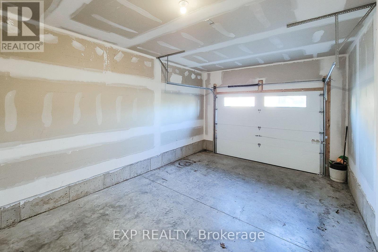 18 Trailside Drive, Haldimand, ON photo 46