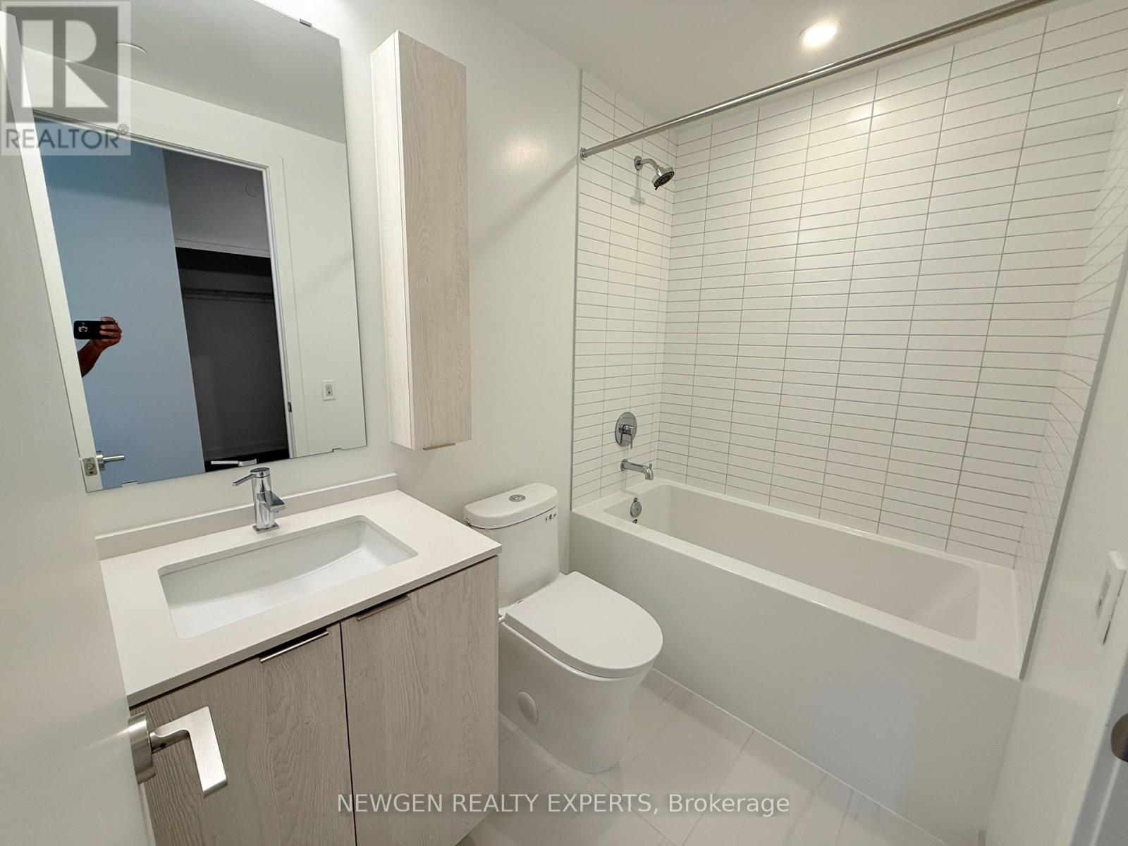 101 John Street North — photo 27