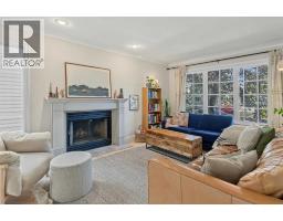 207 27 Avenue NW - photo 4
