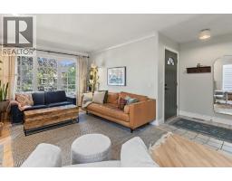 207 27 Avenue NW - photo 5